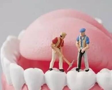 牙洞的问题-四川义齿厂家